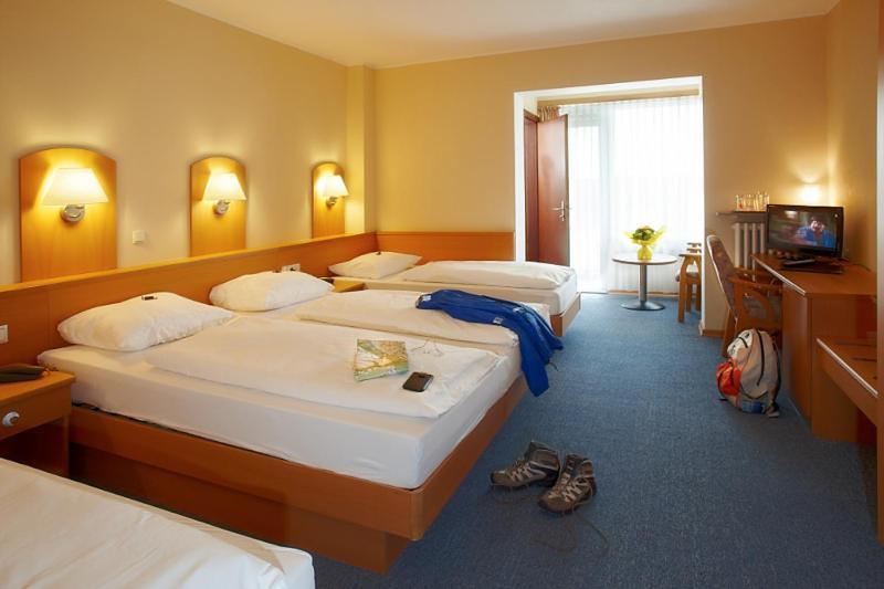 Hotel Perekop Berdorf Habitación foto